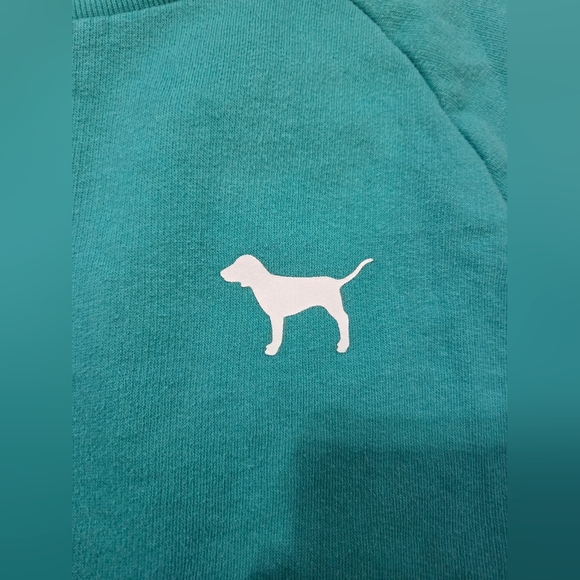 PINK Victoria's Secret Oversized Pullover Logo Sweatshirt - Picture 4 of 5